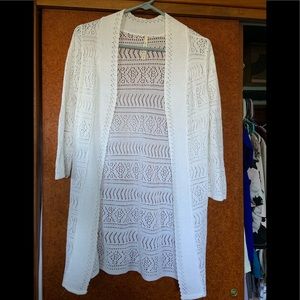 5/$25🌸 Women’s long white cardigan